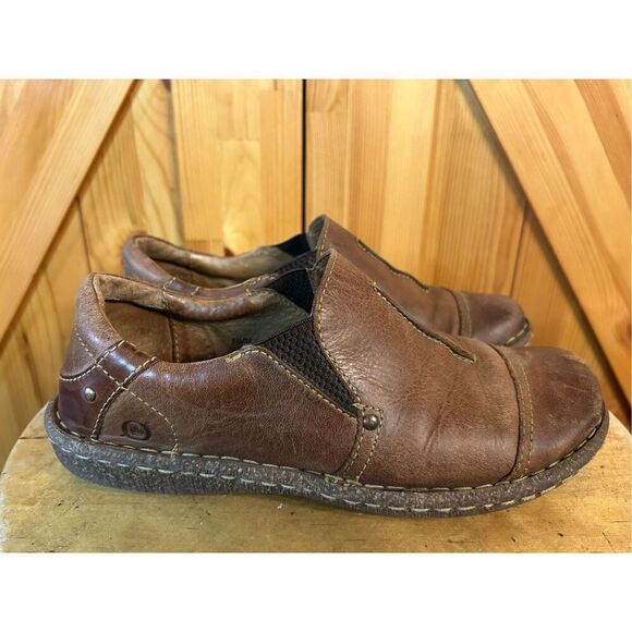 BORN Women's Distressed BROWN LEATHER Slip On CASUAL Moc Cushioned SZ US 7.5 - Picture 3 of 9